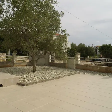Appartement Holiday Paloma Pašman